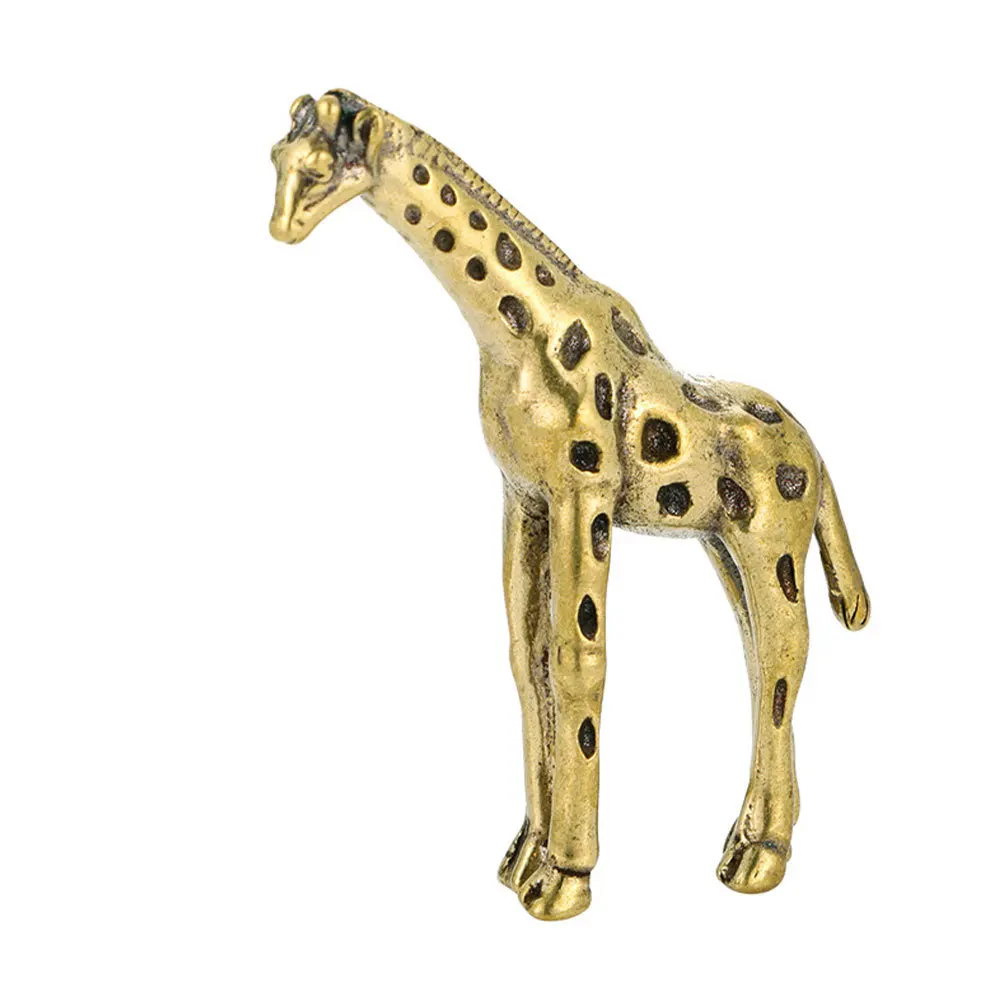

Brass Giraffe Statue Exquisite Animal Decor Smooth Surface Comfortable Touch Indoor Desktop Decoration Brass Giraffe Statue