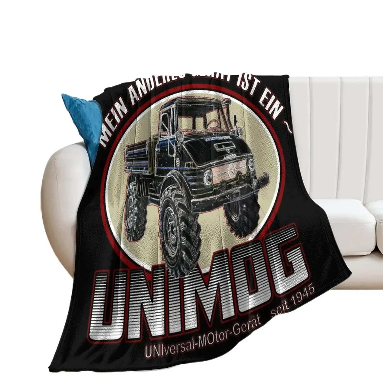 Mein Anderes Ger?t ist ein UNIMOG (My other car is a UNIMOG - German) - on black Throw Blanket Sofas Weighted Blankets