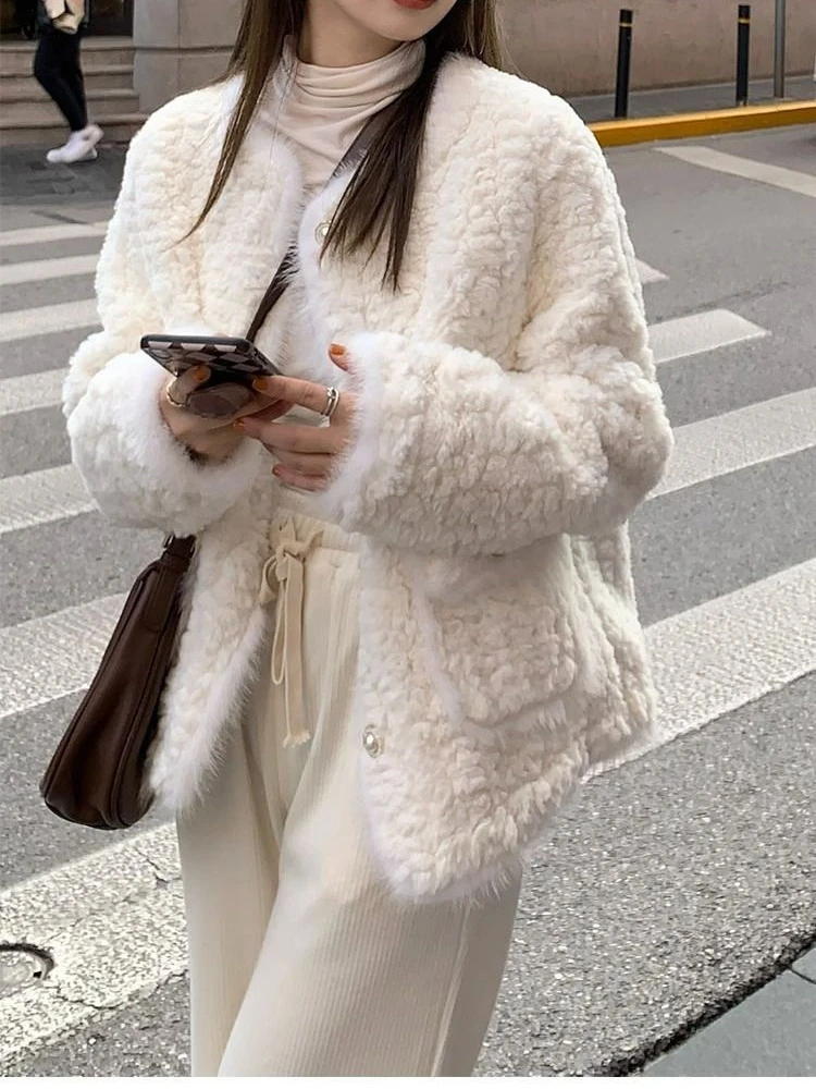 2024 Winter Fashion Faux Fur Coat Women Korea Fashion Warm Feather Coats Cardigan Short Outercoat Lady Party Elegant Outfits New