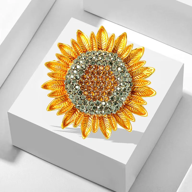 Vintage plein strass tournesol broches pour femmes couleur or Design de luxe en métal décontracté bureau fête broche broches bijoux