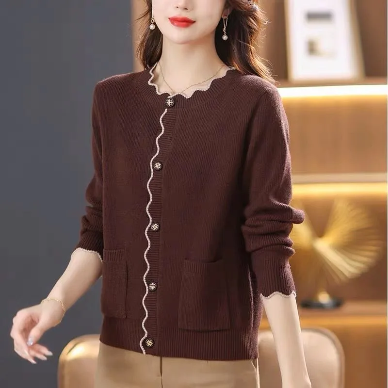 Simple Leisure Grace Lightly Cooked Intellectual Plain Simplicity Button Popularity Knitted Sweater Women\'s Top Autumn 2024