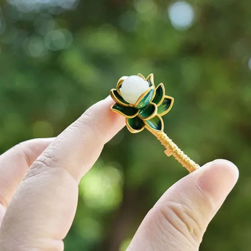 Vintage Art Green Enamel Lotus brooches for women High level Palace Style Natural Hotan Jade flower pin brooch Banquet Jewelry
