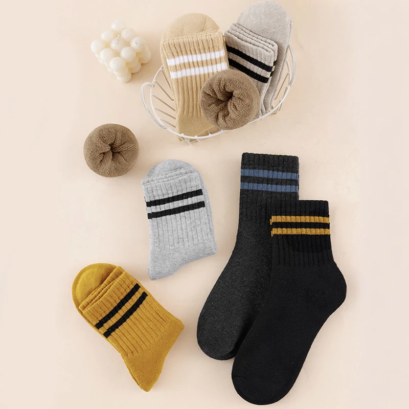 1/3/5/10 Pairs Random Women's Autumn Winter Classic Striped Design Thick Fleece Lined Warm Terry Mid-Calf Socks
