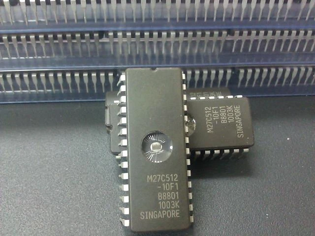 BEST QUALITY 10pcs/LOT M27C512-12F1 27C512 M27C512 27C512-12F1 DIP-28 EPROM IC CHIPS Drive IC Chips IC