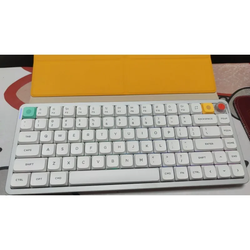 

NuPhy Air75 V3 Беспроводная механическая клавиатура с низким валом, трехрежимная ручка 4000 мАч, индивидуальная нано-осевая прокладка, слизирующая офисная клавиатура