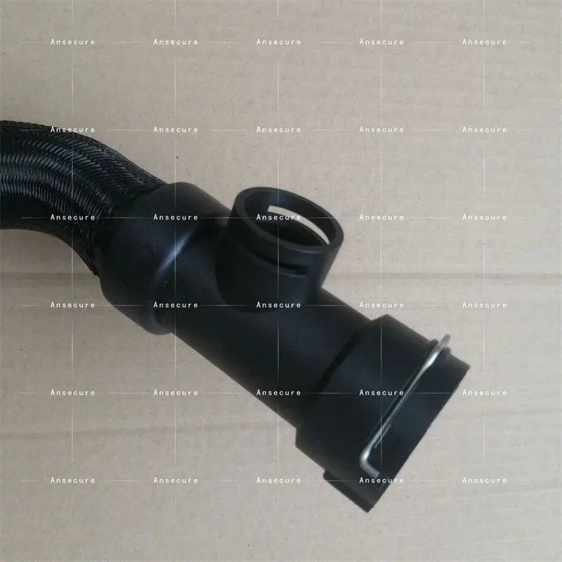 محرك المبرد المبرد خرطوم المياه الأنابيب لأودي A4 B5 A6 C5 VW باسات B5 سكودا سوبيرب 2.4 2.8 8D0121055AA