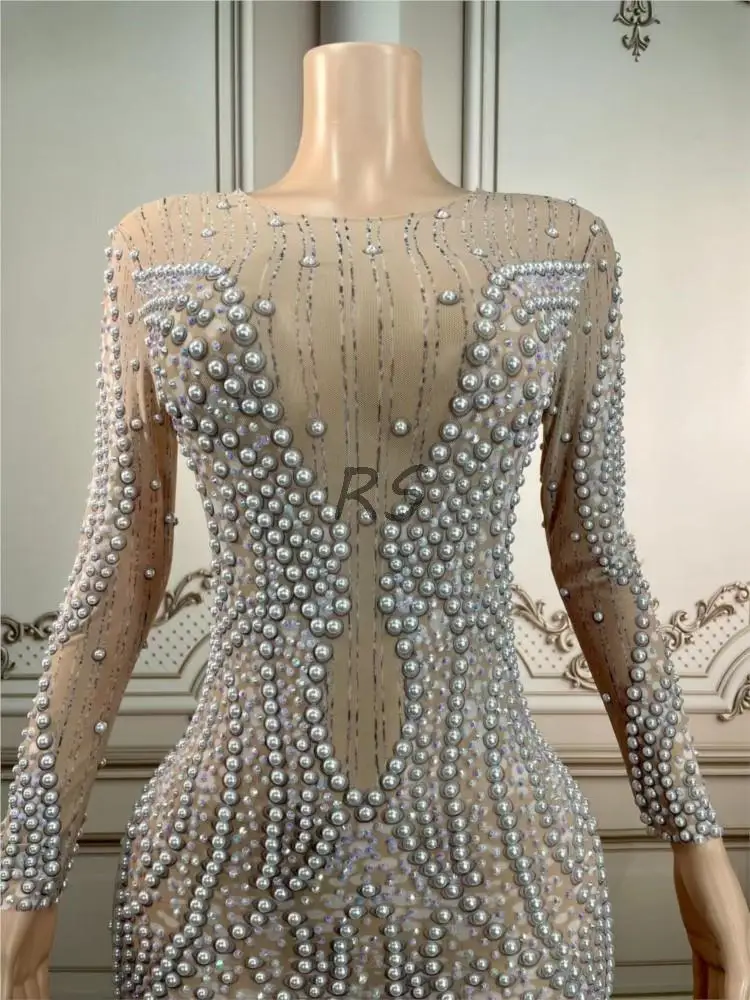 Robe longue en maille transparente et Sexy, tenue de bal et d'anniversaire avec des strass et des perles scintillantes