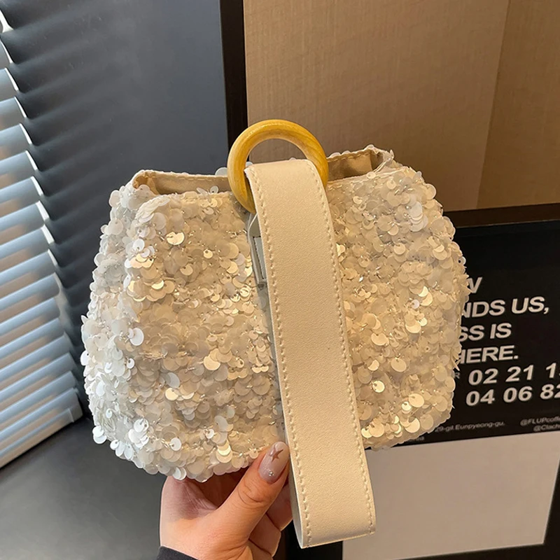 Pailletten-Handgelenktasche, glitzernde Handtasche, Damen-Clutch, einzigartige elegante Abendtasche für Partys, Hochzeiten, Bankette, Abendessen – Detail 11