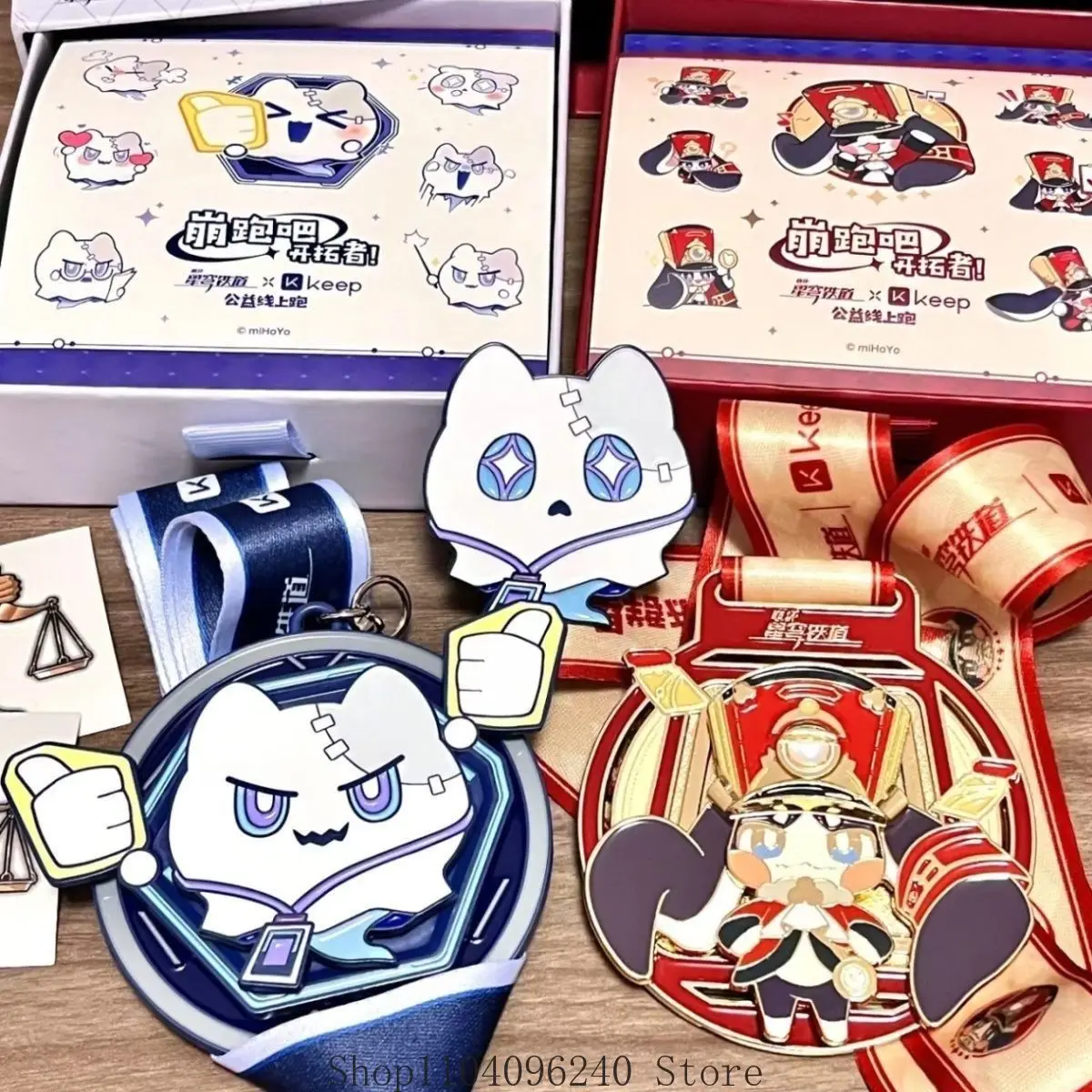 

Official Game Anime Honkai: Star Rail Pom-Pom Gift Box Cosplay Games Medal Card Keychain Backpack Pendant Key chain Gift
