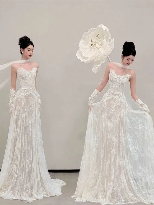 

Elegant Lace Bridal Gown with Strap Wedding Dress for Women in Their Early Twenties Summer Online Exclusive Polyester Fabric