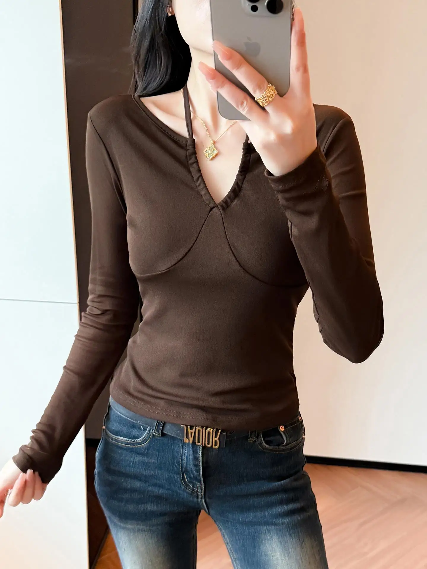 

Women's Long Sve V-Ne Me Base irt Tight Fit Autumn Winter Sexy Hanging Ne T-irt Korean Sle Commute Faion