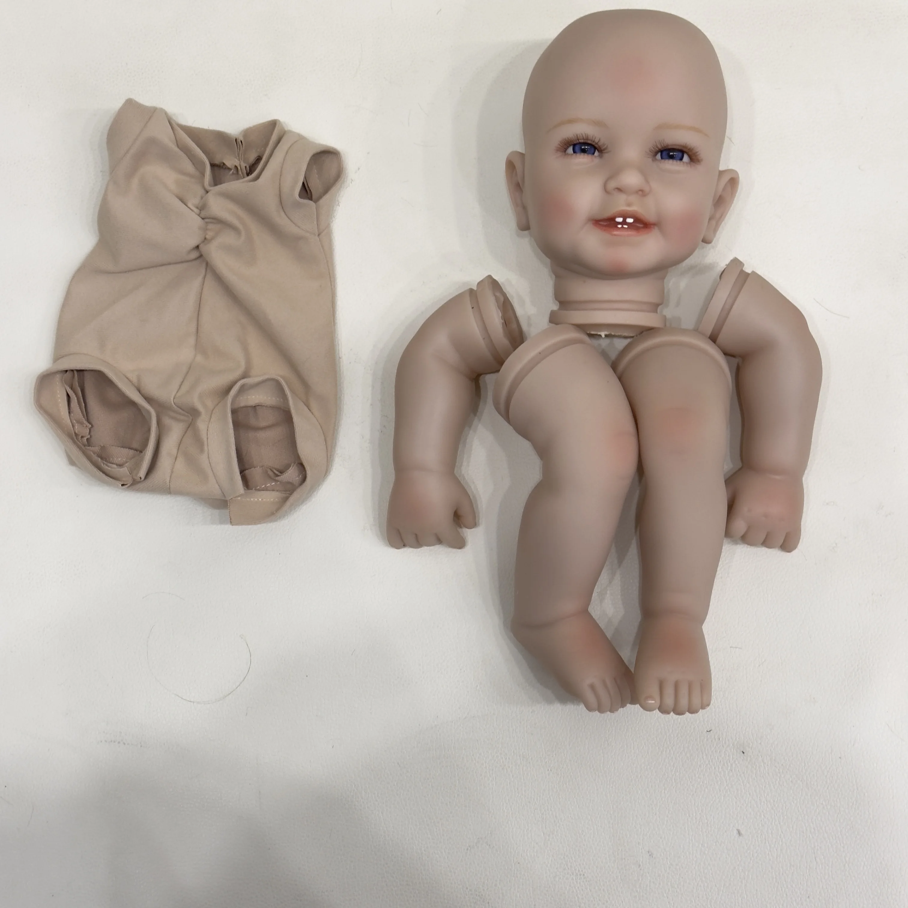 NPK Kit pintado de 22 pulgadas, piezas de muñeca ya pintadas, juguetes de bricolaje realistas, lindos regalos de cumpleaños y Navidad