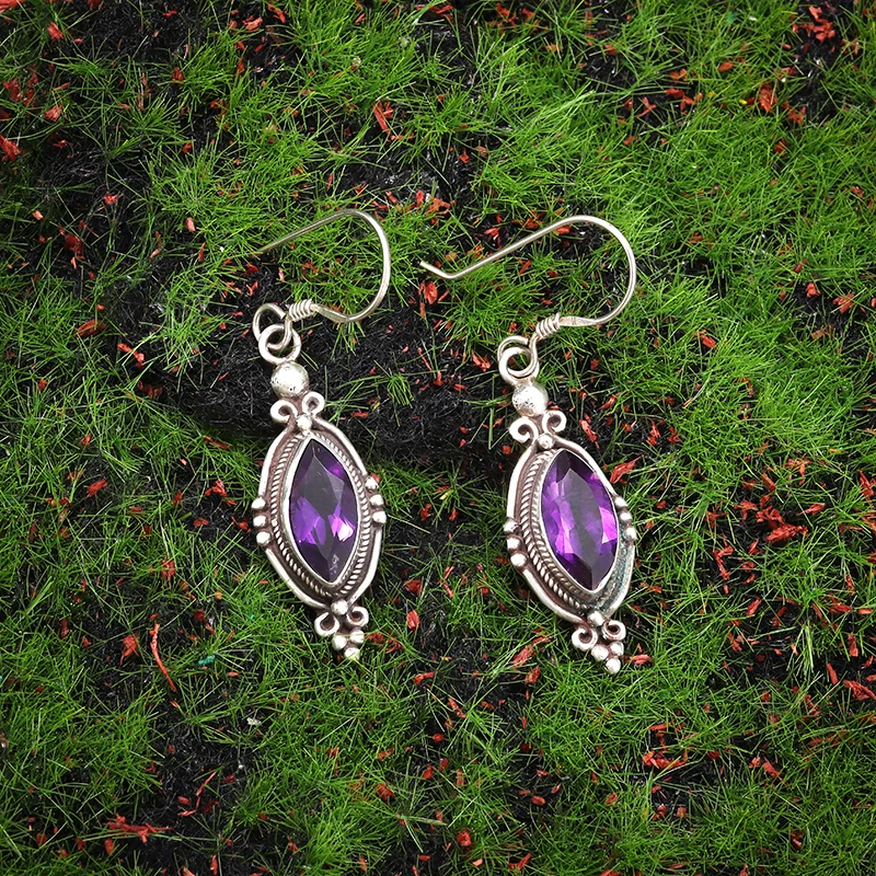 Retro Noble Purple Gemstone-Encrusted Earrings Suitable for Women\'s Commuting and Vacation Accessories Gifts