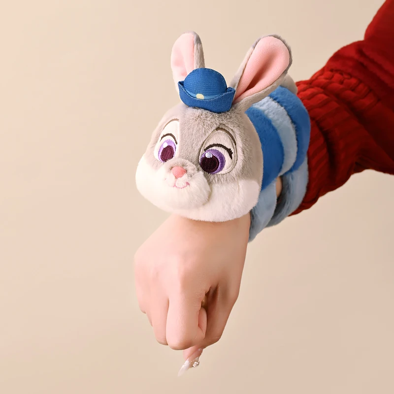 Pulseira pop-up ajustável, inodora, amigável à pele, design, presente de festival de aniversário, acessório diário para meninas, boneca de pelúcia Judy Nick