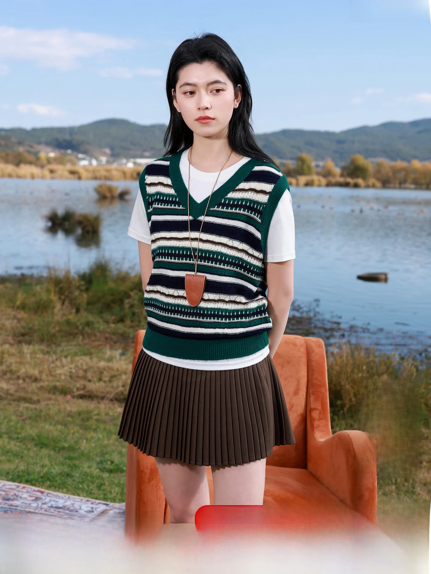 

Large Size Women's V-Ne Striped Knitted Vest Outerwear Svel Sweater Layering Spring 2026 Casual Soft Hollow out