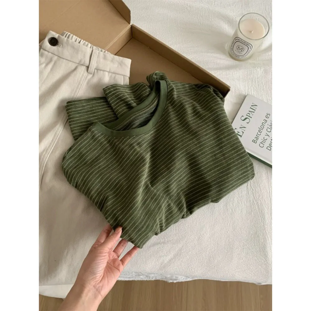 Green Stripes Round-neck Pullover Korean Sweatshirt Top Shirt Long Sleeve Pullover Loose Fit Casual Shirt For Daily Wear