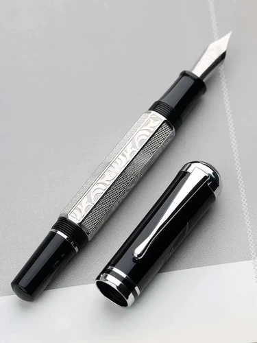 Imagen 2 del producto Nueva oferta MAJOHN P138 pluma estilográfica de pistón de Metal patrón de grabado octaédico No.6 punta EF/F/M/punta plana regalo de escritura chapado clásico