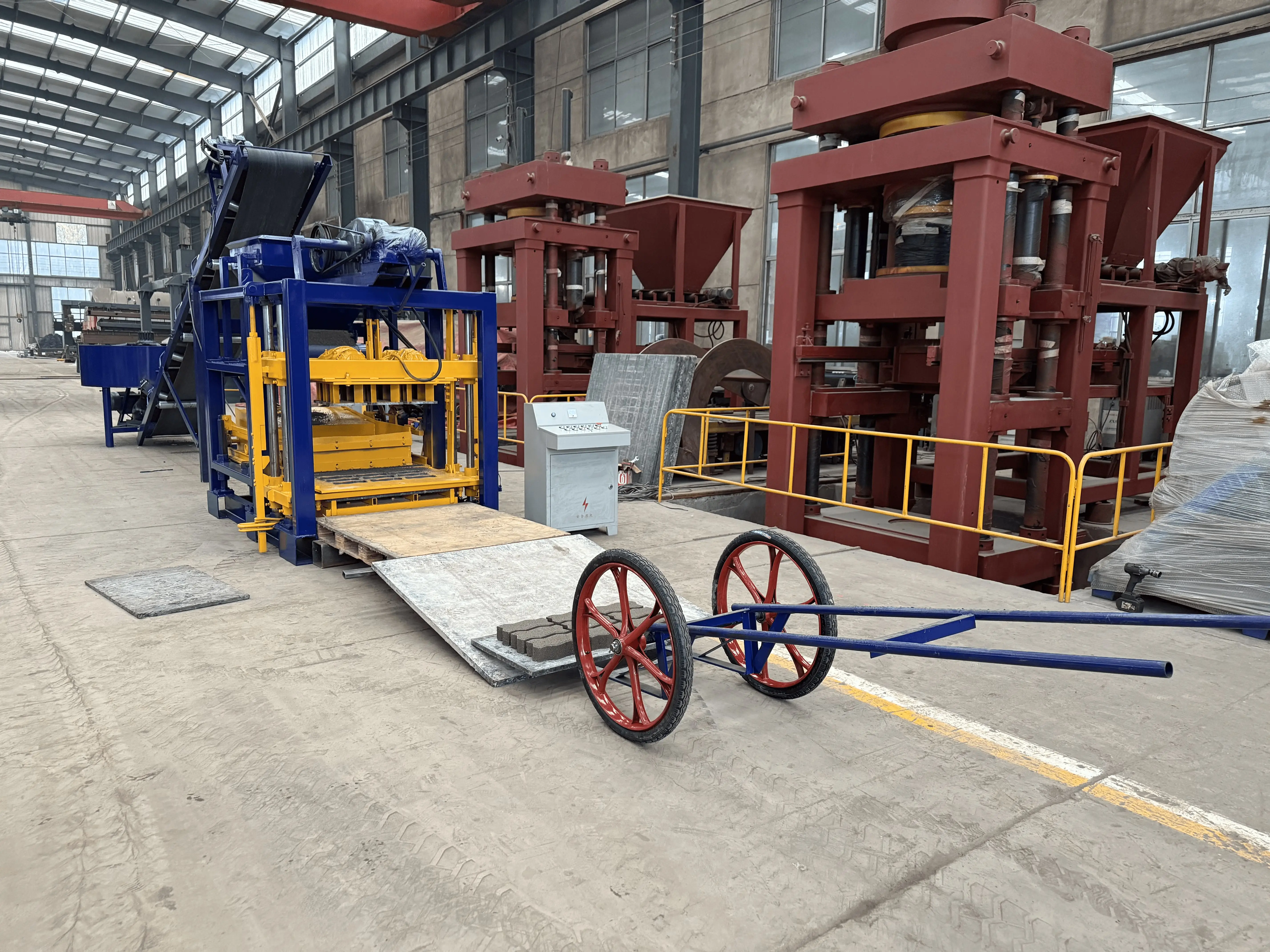 QTJ 4-25 Made in China Interlocking Paving Brick Forming Machine Wholesale