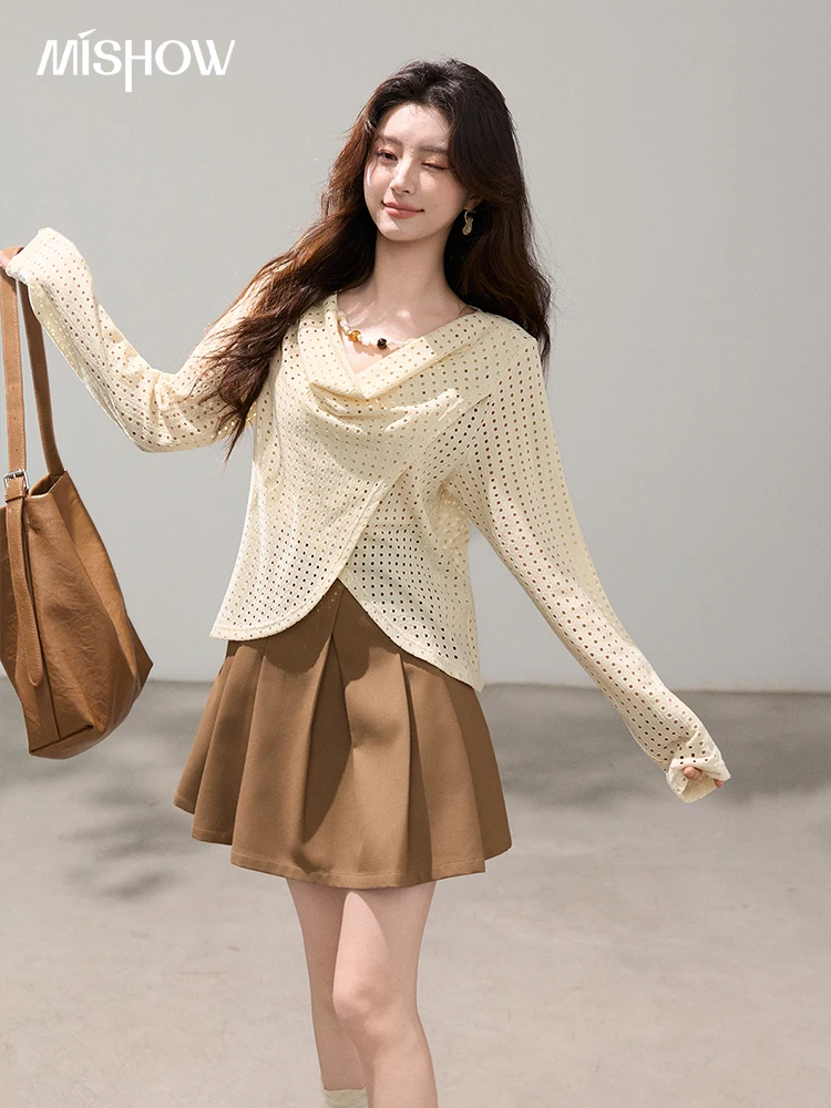 MISHOW Damen Bohemia Perlenstickerei Hollow-Out T-Shirts 2026 Frühling Asymmetrischer Saum Lässige Lockere Beige Strickoberteile MXF14T1525