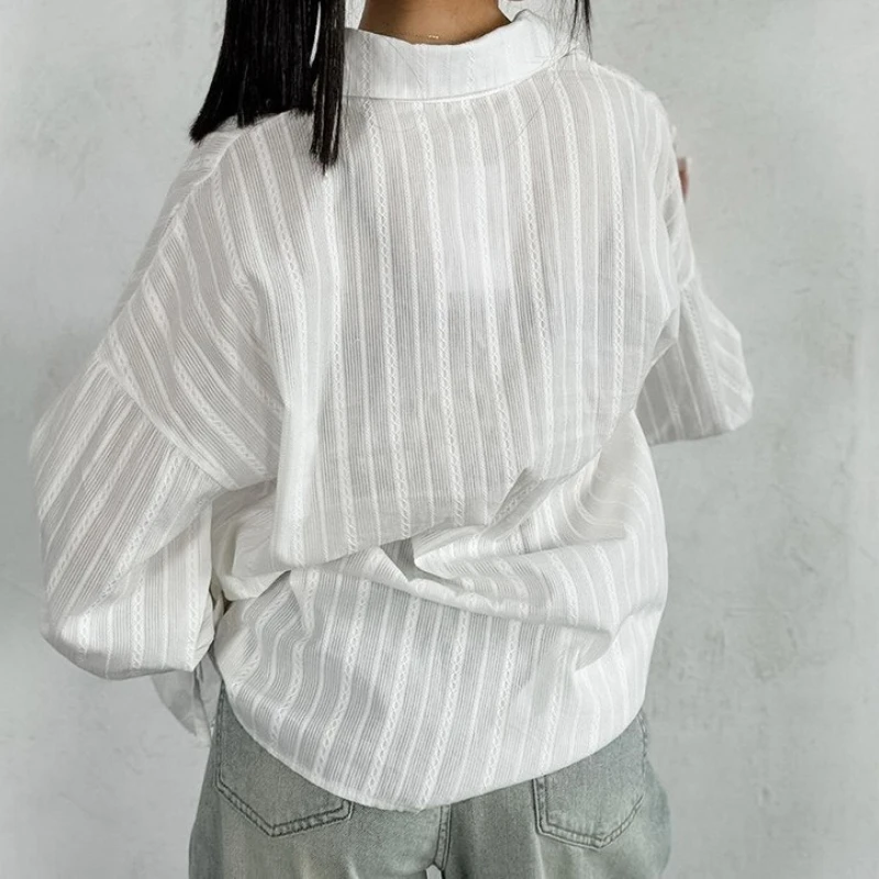Elegant Women's White Shirt Streetwear Summer and Fall 2025 Fashion Lapel Long Sleeve Pleated Blouse Casual Single Breasted Tops