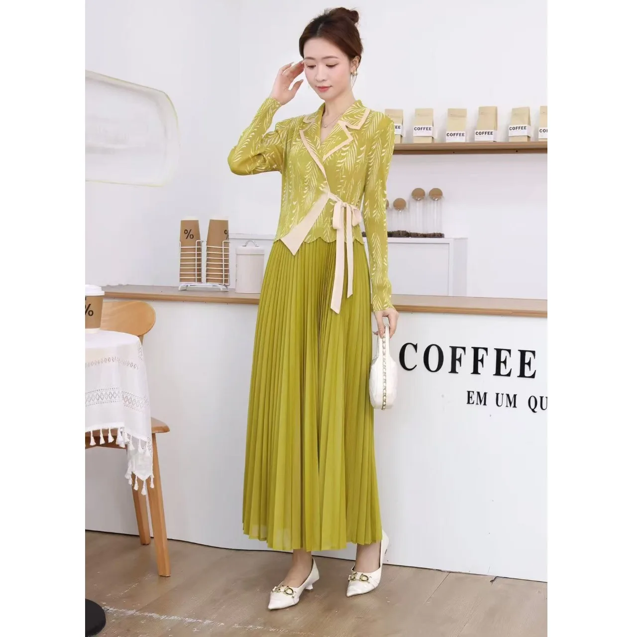 Ele Spring Wrap Dr con pliegues y pajarita Falda falsa de dos piezas Cintura elástica Poliéster Alto estiramiento para todas las estaciones Dr