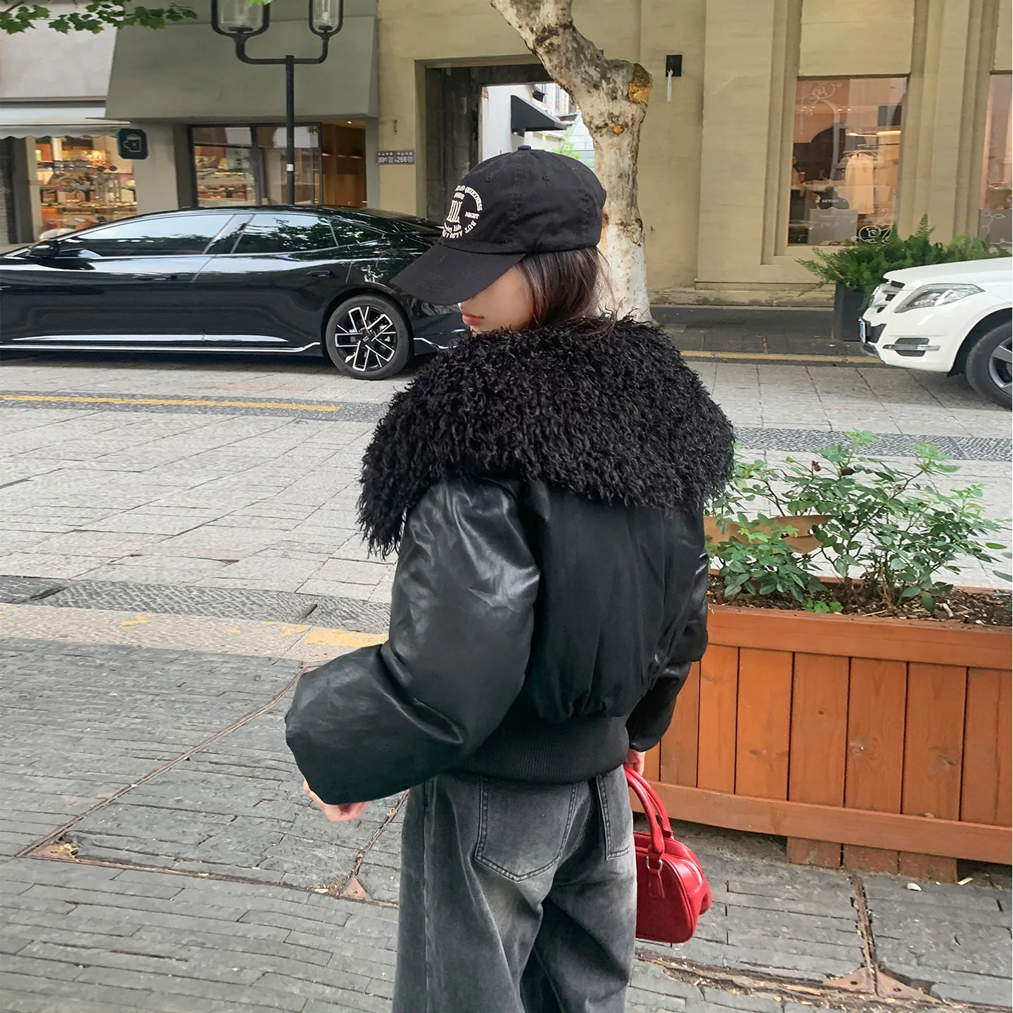Parkas Women Winter Coat New PU Leather Down Cotton Jacket Short Sherpa Collar Parka Thick Female Outerwear Cotton Padded Jacket