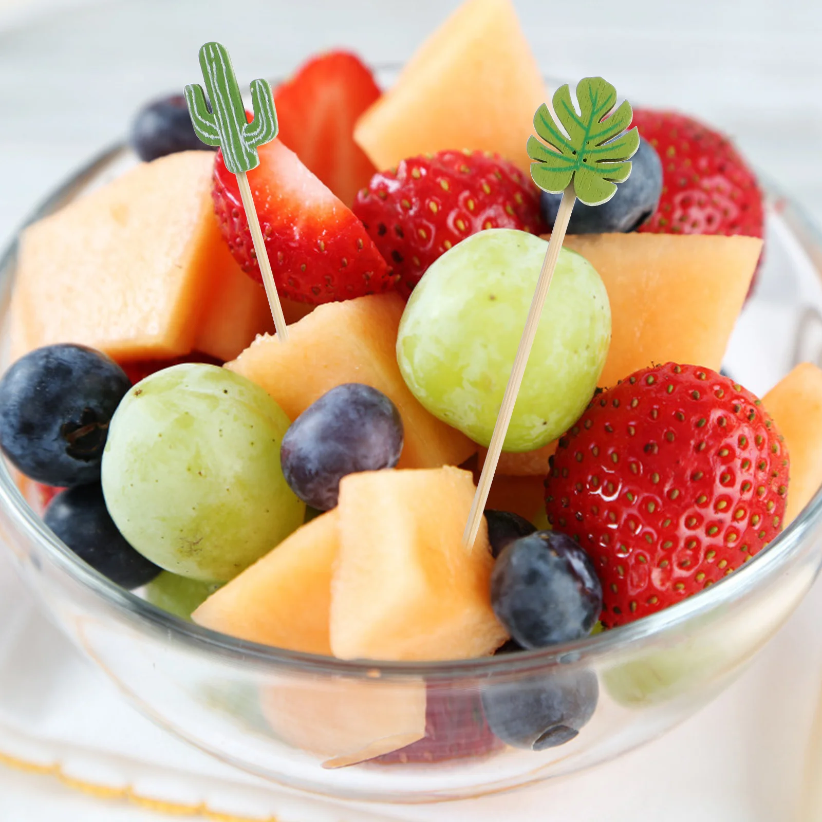 

100Pcs Hawaiian Picks Premium Decorative Dessert Sticks for Cakes Fruits Appetizers Party Wedding Christmas