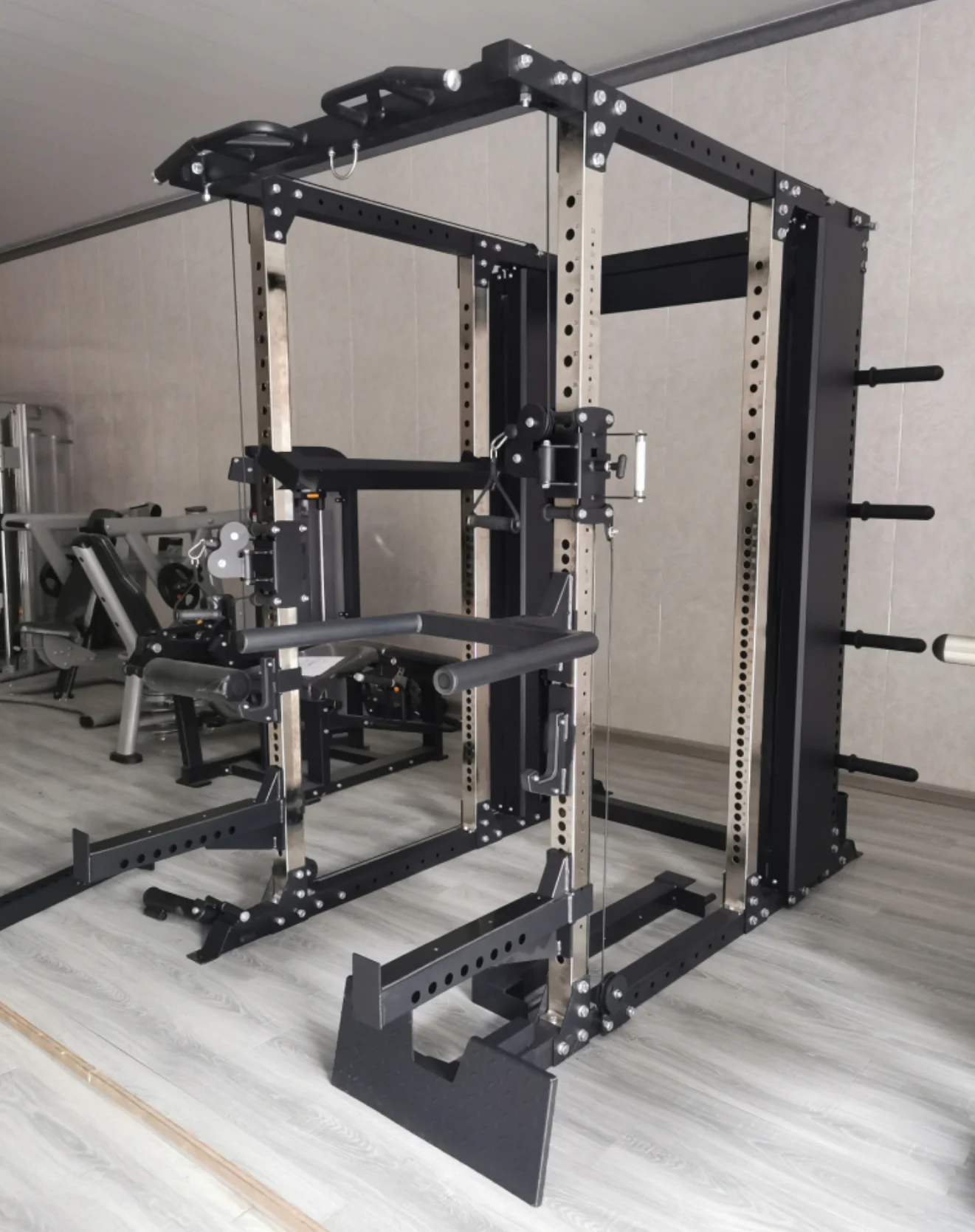 Multifunctional Home Gym Fitness Equipment Multi Pulley Smith Machine for Sports Trainingpromote sales