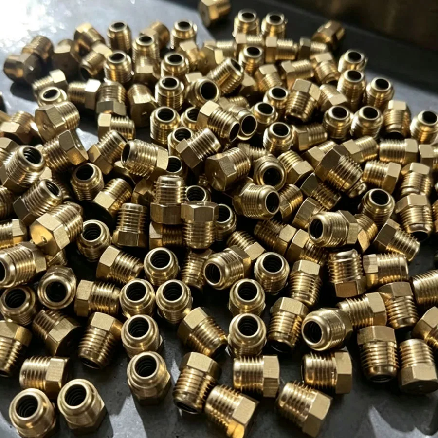 Male Thread Funnel Head Grease Nipple, Brass Push Button Press Ball Oil Cup Spring Nozzle for Gas Engine Motor Repair Parts
