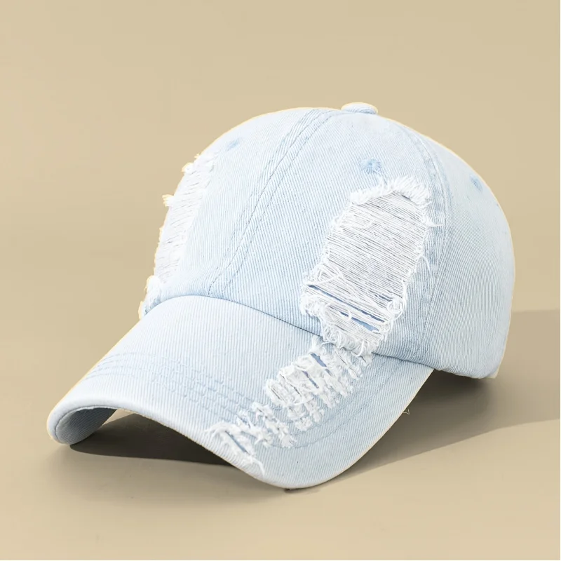1pc of a Baseball Cap Featuring Large Holes on The Edges, Designed with Color Stitching And Suitable for Both Men And Women. It'
