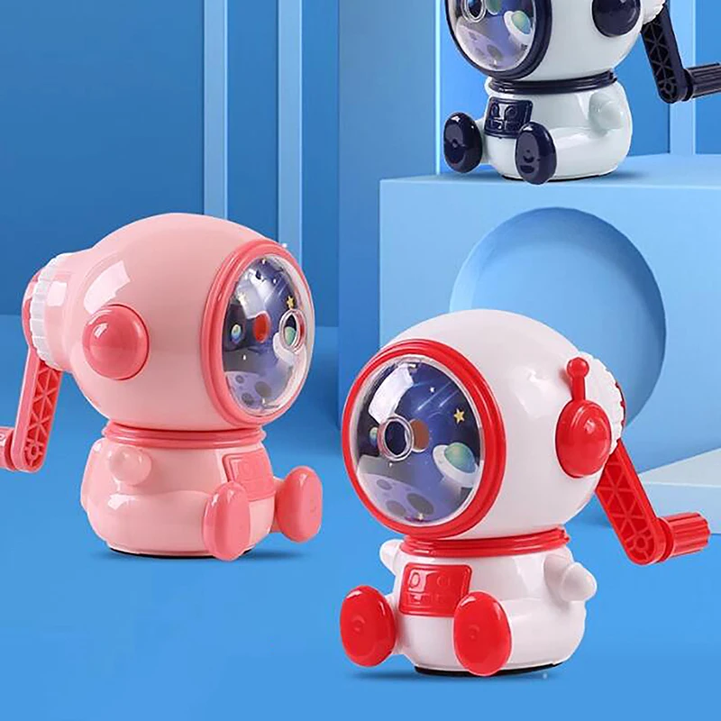 Apontador de lápis automático dos desenhos animados, Apontador bonito forma astronauta, Papelaria de aprendizagem infantil, estudante, 1pc