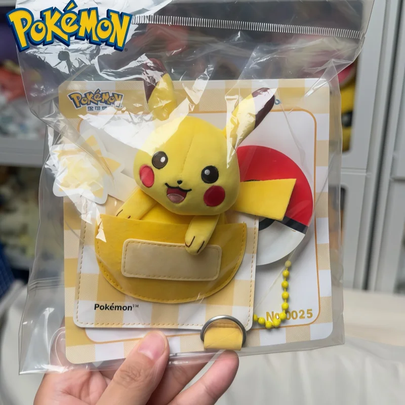 

Набор плюшевых значков-патчей Pokémon: Igglybuff, New Leaf Meowth, Kaito Duck. Классическая коллекционная серия аксессуаров и украшений.