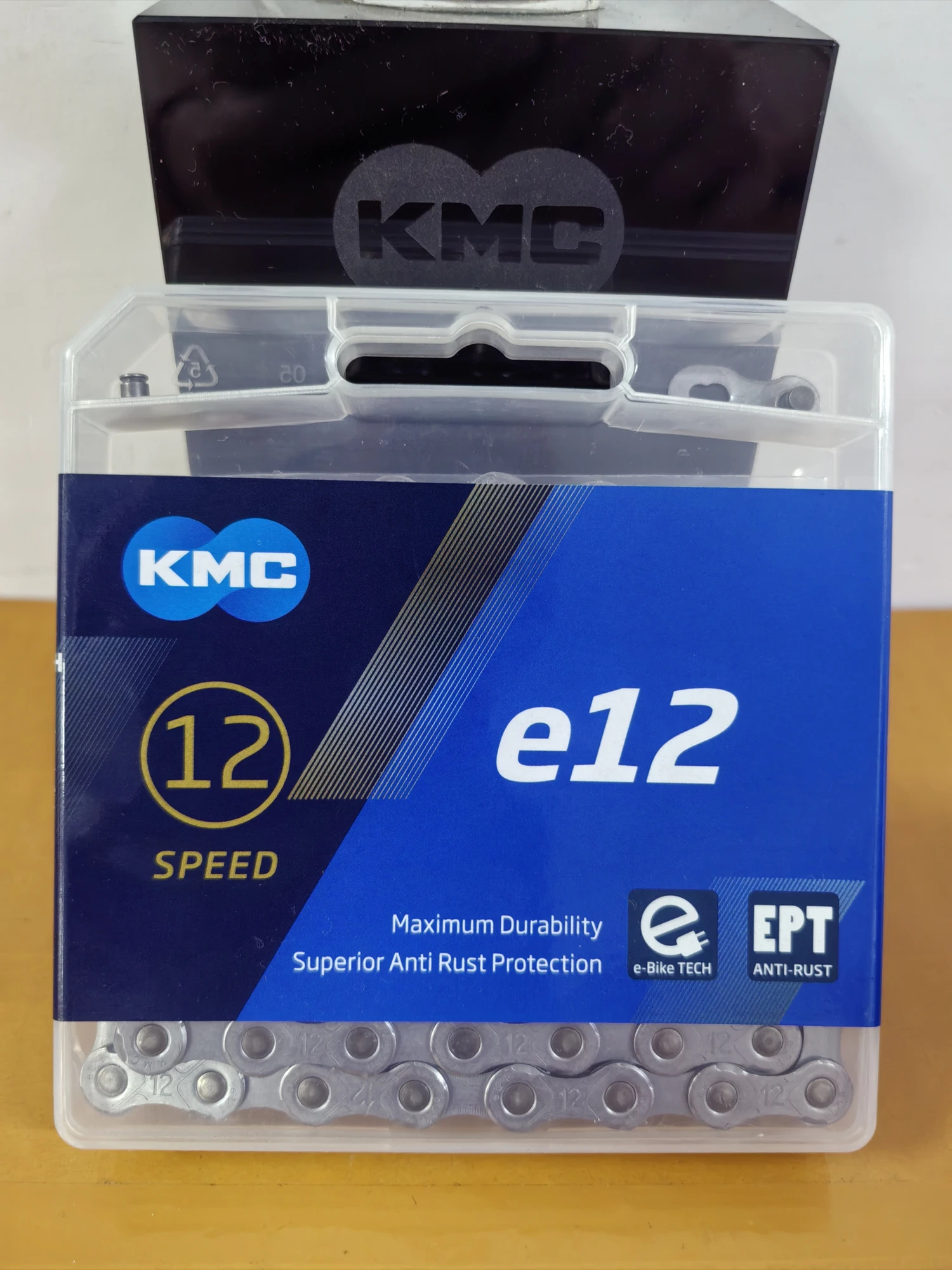 KMC eBike Chain e8 e9 e10 e11 e12 Electric Bicycle Chains 8 9 10 11 12 Speed EPT Anti-Rust Curren 136 Links for Bosch E-Bike - view 2
