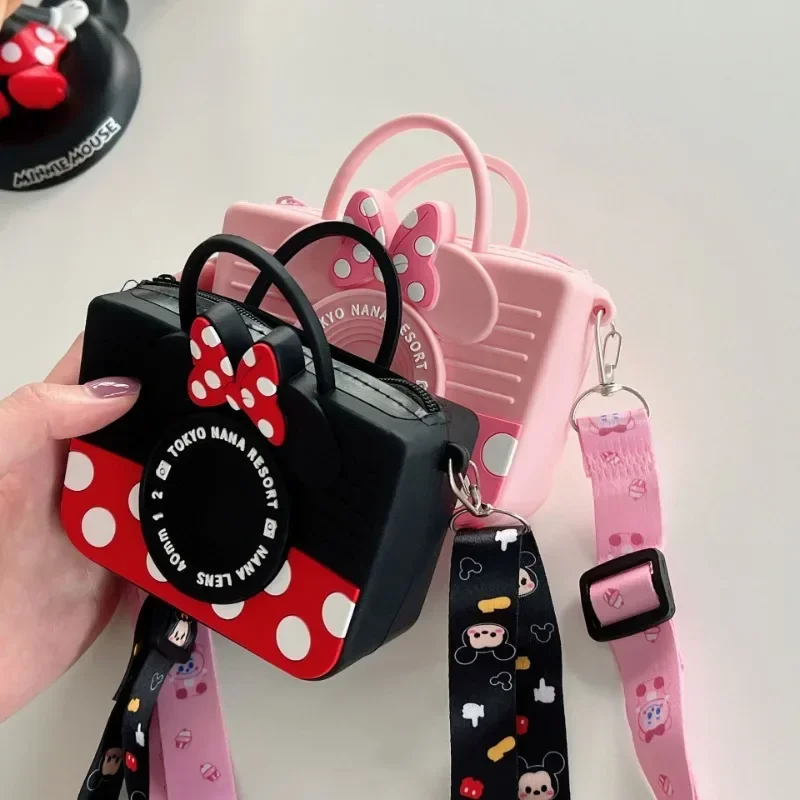 Disney Minnie Mouse Messenger Bag Small Women Phone Makeup Storage Bag Shopping Travel Kawaii Girl Mini Silicone Shoulder Wallet