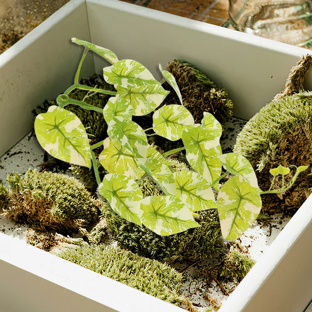 

2Pcs Reptile Plants High Realism Hanging Vines Suction Cup Amphibian Tank Decorations for Lizards Geckos Snake Turtle Terrarium