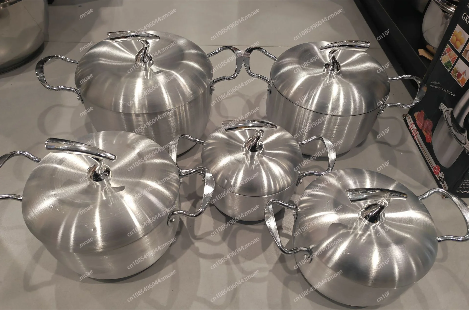 5Pcs Aluminum Pot Set Apple Shape Cookware with Lids Non-Stick Soup Pots for Home Kitchen Gas Stove