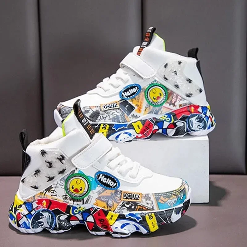 Rozmiar 26-36 dziecięce sportowe trampki dla dziewczynek Kid Cartoon Graffiti wzór obuwie chłopięce buty do koszykówki chaussures de sport