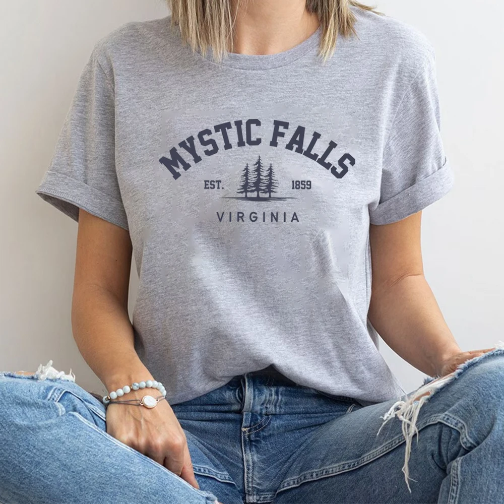 

Футболка Harajuku Mystic Falls Virginia, рубашка в стиле ретро 90-х годов, рубашка с изображением вампиров, рубашки для ТВ-шоу, футболка с братьями сальваторе, топы унисекс с графикой