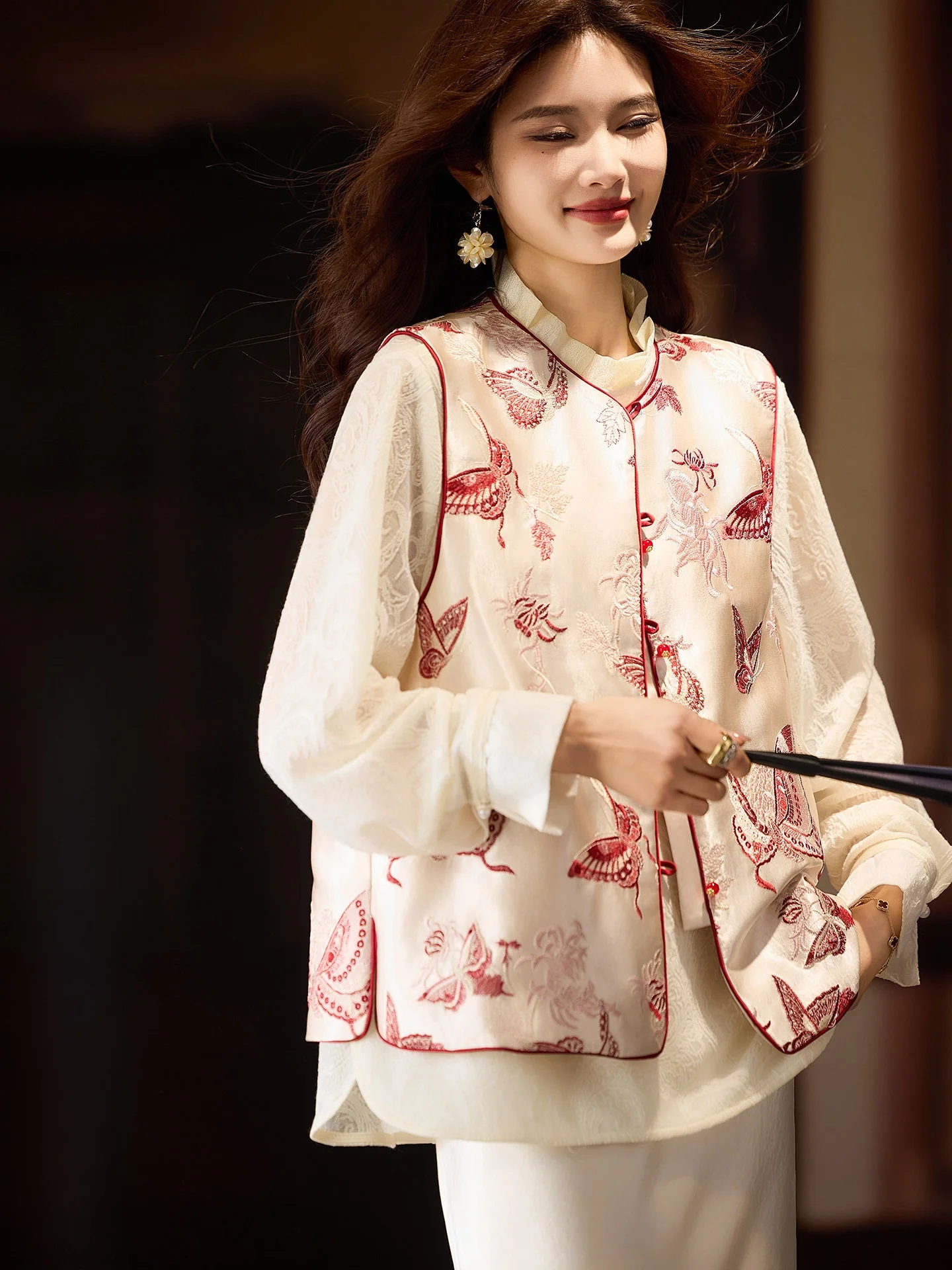 

Loose Fit Embroidered round Ne Vest Women's Spring 2026 New Sle Large Size Acetate Fabric Chinese Sle Bal Tank Top