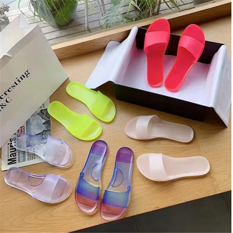 2022 Summer Women Candy Color Transparent Slides Flat Bottom Plus Size Beach Sandals Shoes Ladies Casual One-word Jelly Slippers