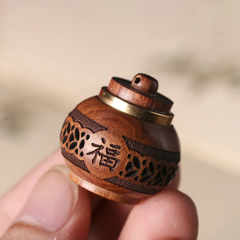Wood Hollow Carved Aromatherapy Bottle Mini Vase Pagoda Car Hanging Decoration Fragrance Diffuser Bottle Sealed Jar Pendant
