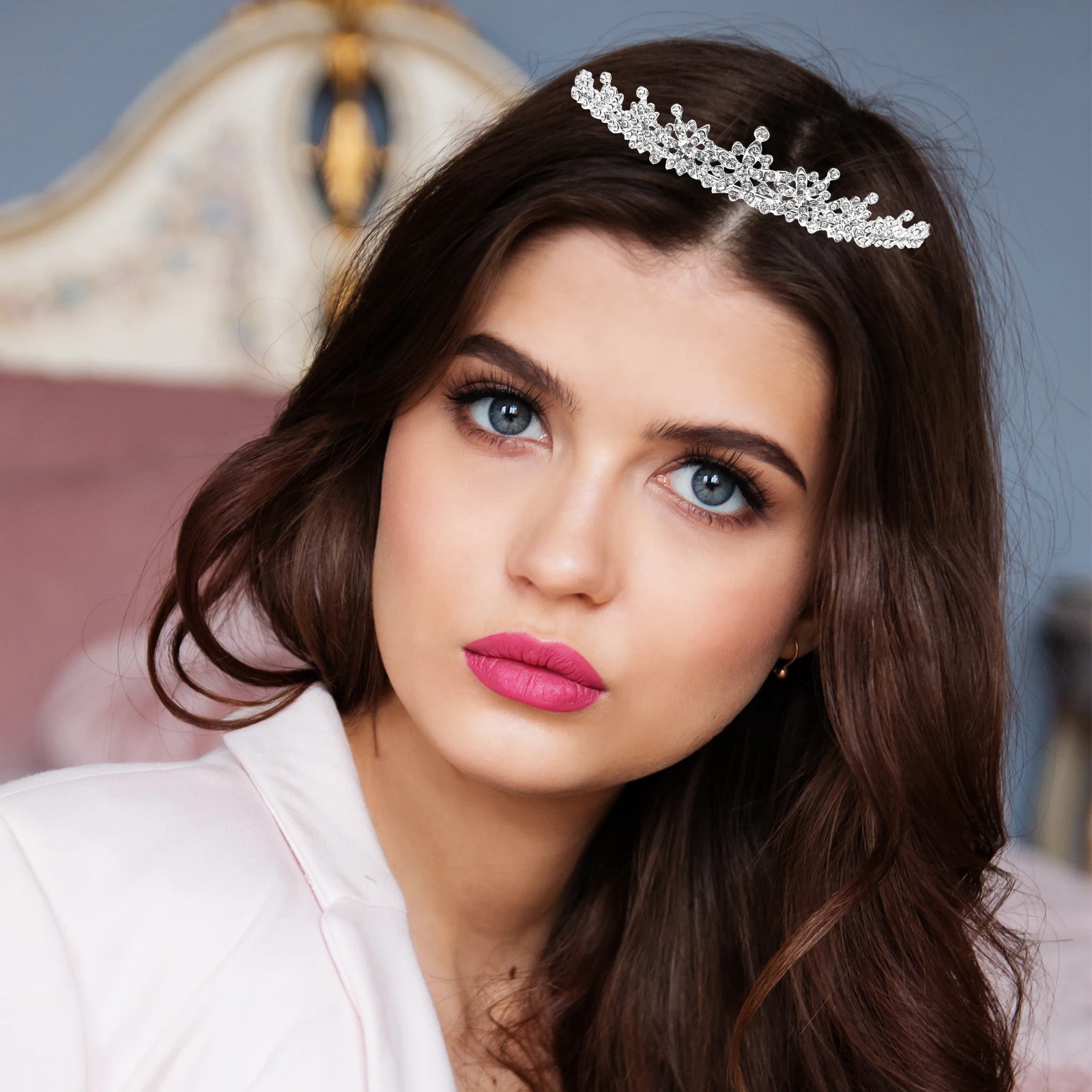 

Elegant Rhinestone Bridal Headband Women Party Hairband Wedding Tiara Costume Headdress Lightweight Durable Gorgeous Fashion