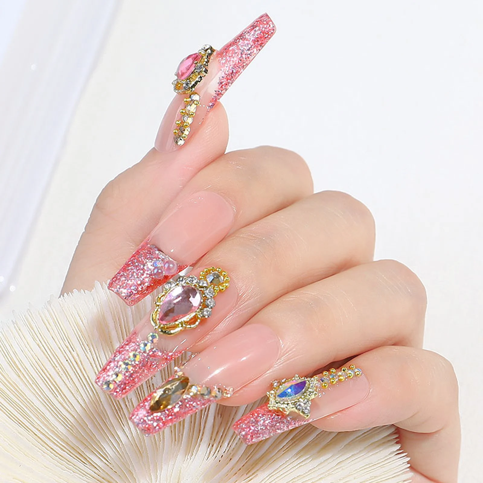 플랫 백 혼합 모양의 네일 라인석 하이 퀄리티, 반짝이는 3D 크리스탈 라인석, DIY 네일 장식 액세서리
