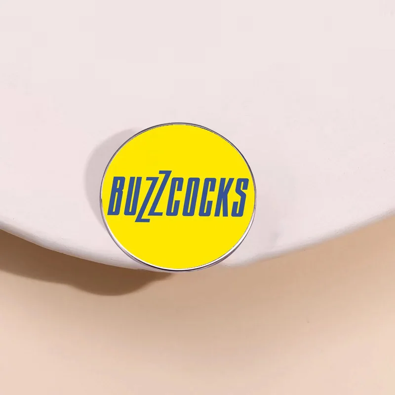 New rock Band Enamel Pin Classic Music Album Song Lyrics Brooch Rock Badge Fan Collection Medal Jewelry Gift Clothing Accessorie