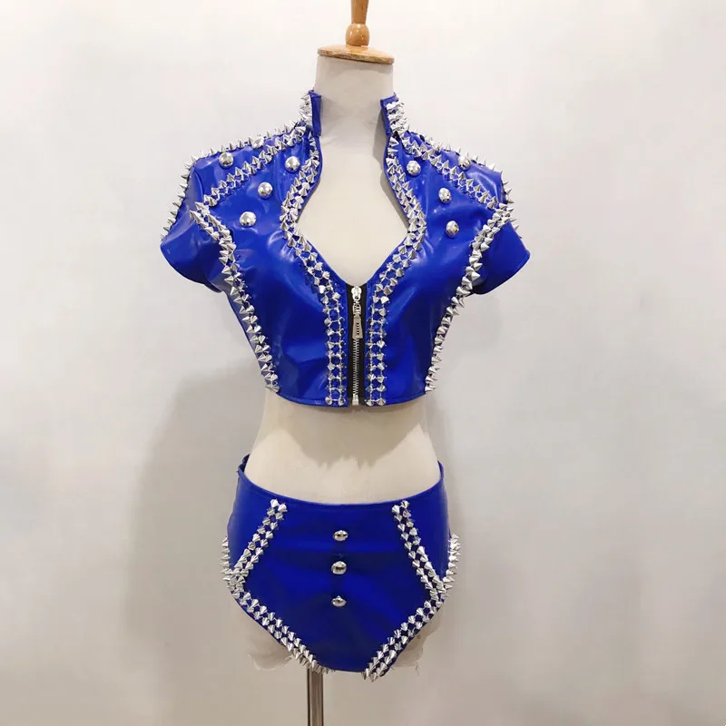 

Women Jazz Dance Team Sexy 2 Piece Stage Performance Costume Blue Red Black Rivet Short Tops Shorts Party Show Bar Rave Outfits