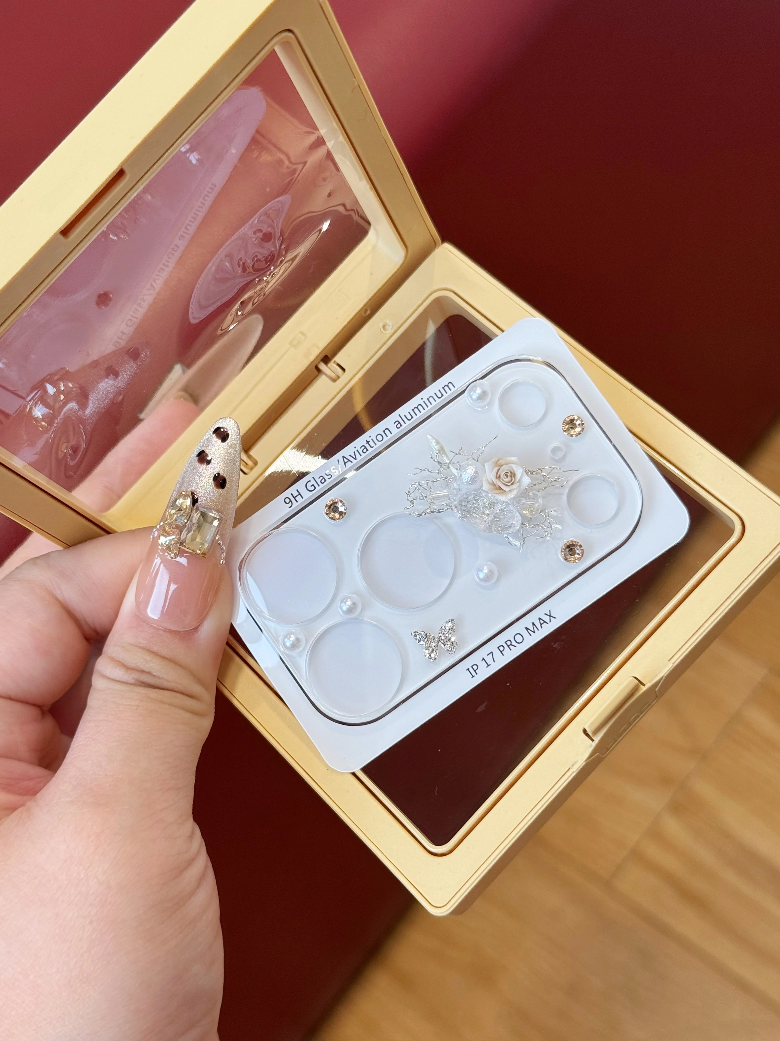 

Luxury 3D Bling Glitter Tempered Glass Camera Lens Protector for 17 Pro Max Anti-Shock Diamond Rose Bow Cover Made