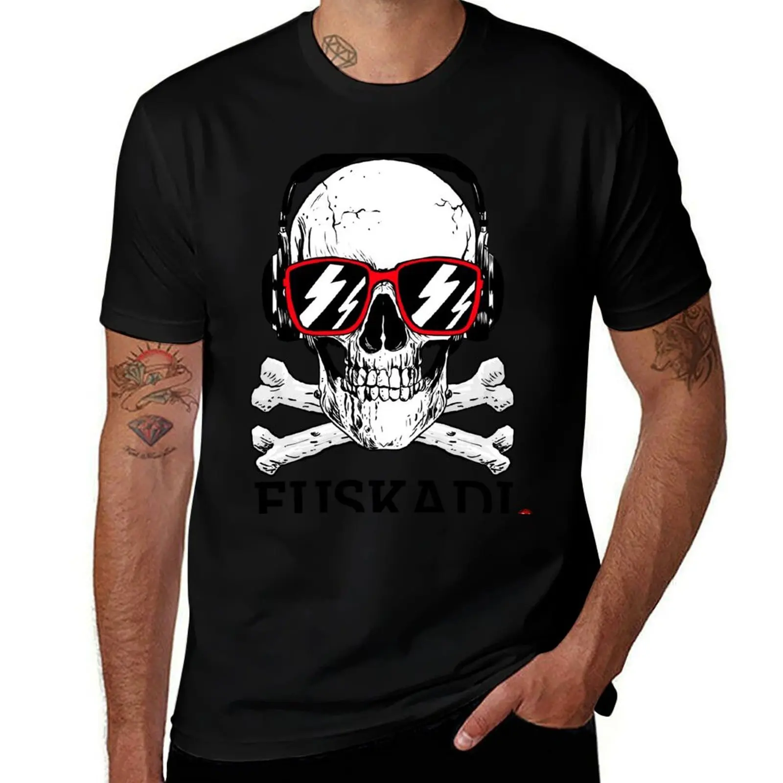 Футболка Euskadi Basque Skull Euskal Garezurra, простая однотонная футболка с круглым вырезом.