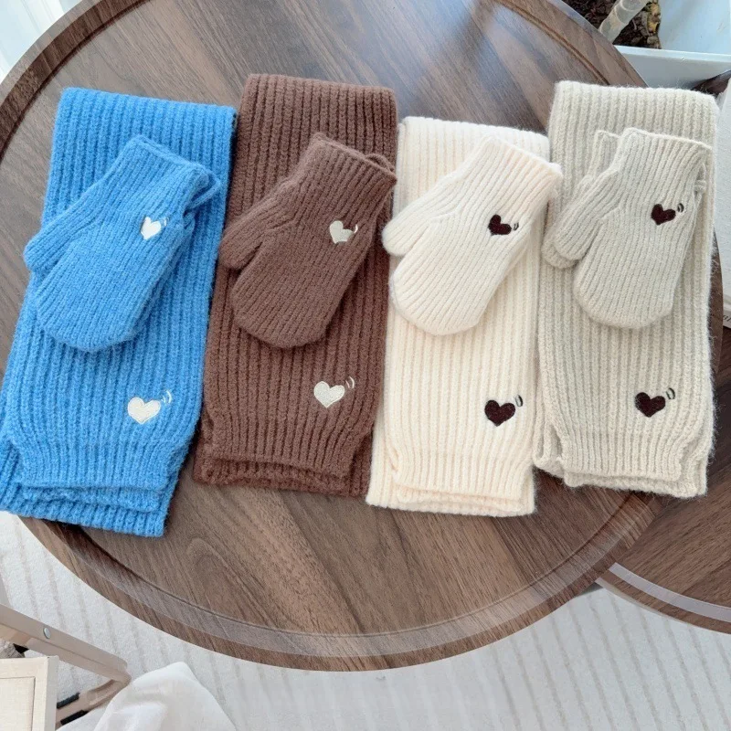 

Korean Style Kids Mittens with Love Heart Pattern Ins Fashion Winter Gloves with Anti-Loss Neck Cord Warm Baby Toddler Mittens