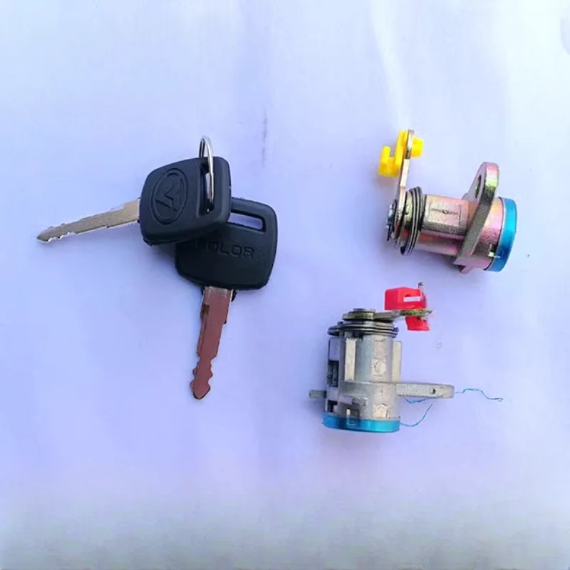 SINOTRUCK WANGPAI MOTOR 737B757B777B Dongfeng Shenying Door Lock Core and Door Opening Key Original Factory