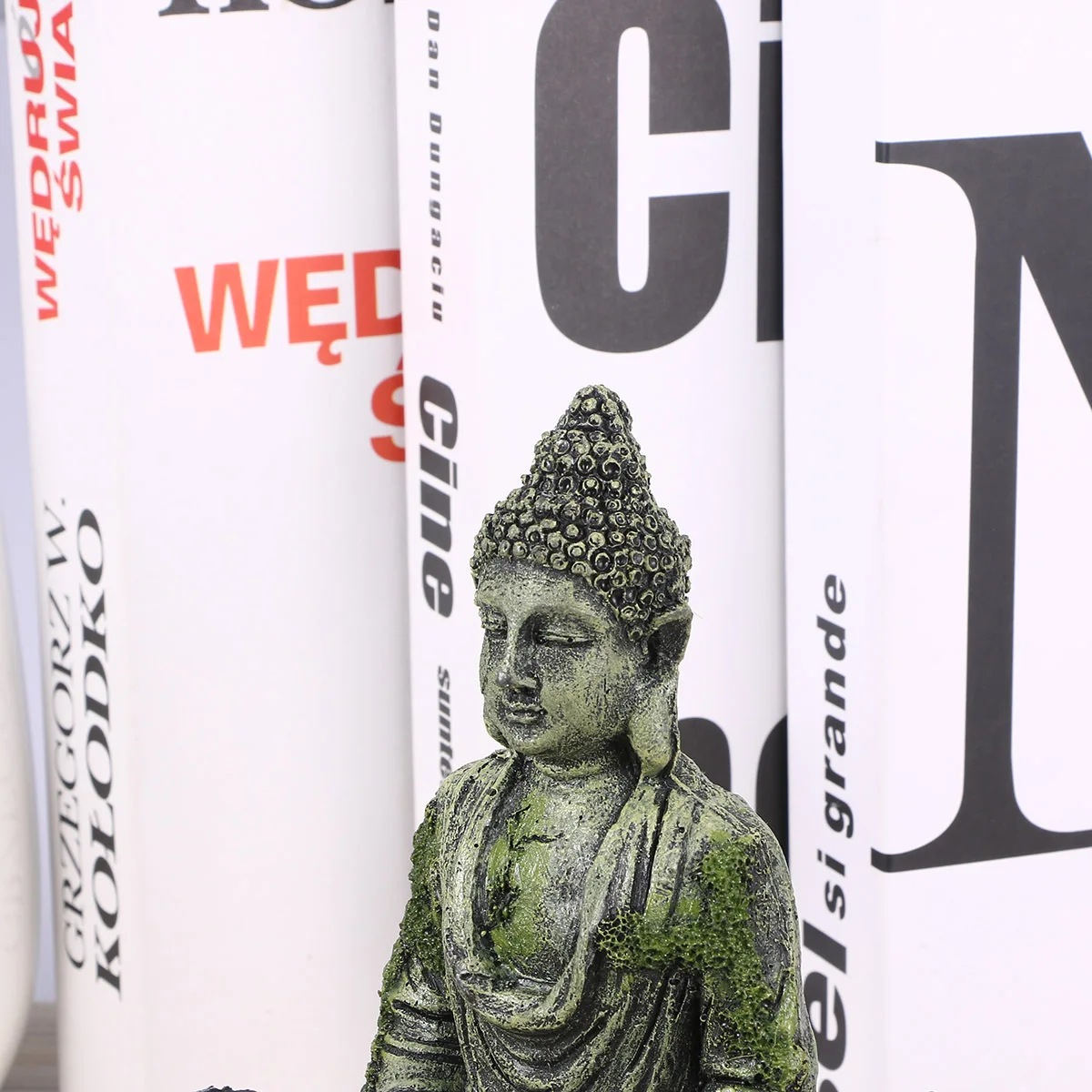 

Resin Buddha Sitting Statue Aquarium Decoration Fish Tank Ornament Natural Color Stress Relief Decor Resin Rockery Stone Statue